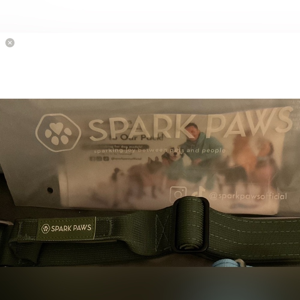 Spark Paws Tactical Dog Collar Green(medium)…only green is left - Picture 2 of 10